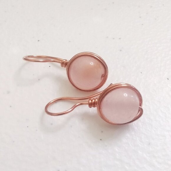 Handmade! Rose Quartz & Copper Dangle Earrings! Classy, Elegant, Trendy & Chic - Picture 1 of 8